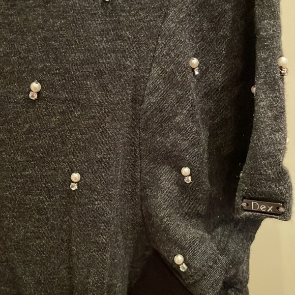 Dex high-low pearl top - Picture 4 of 7